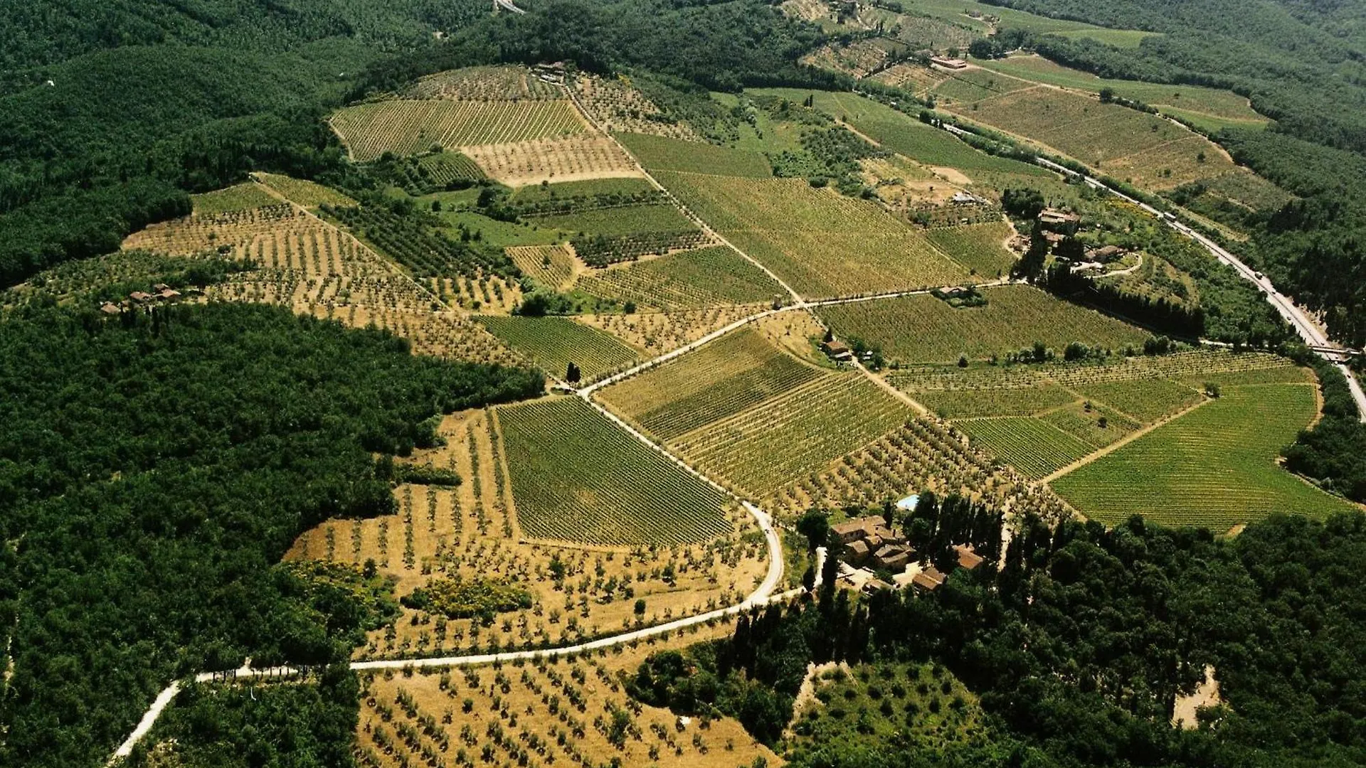 Gemuetliche Blaue Wohnung Mit Garten San Donato in Poggio